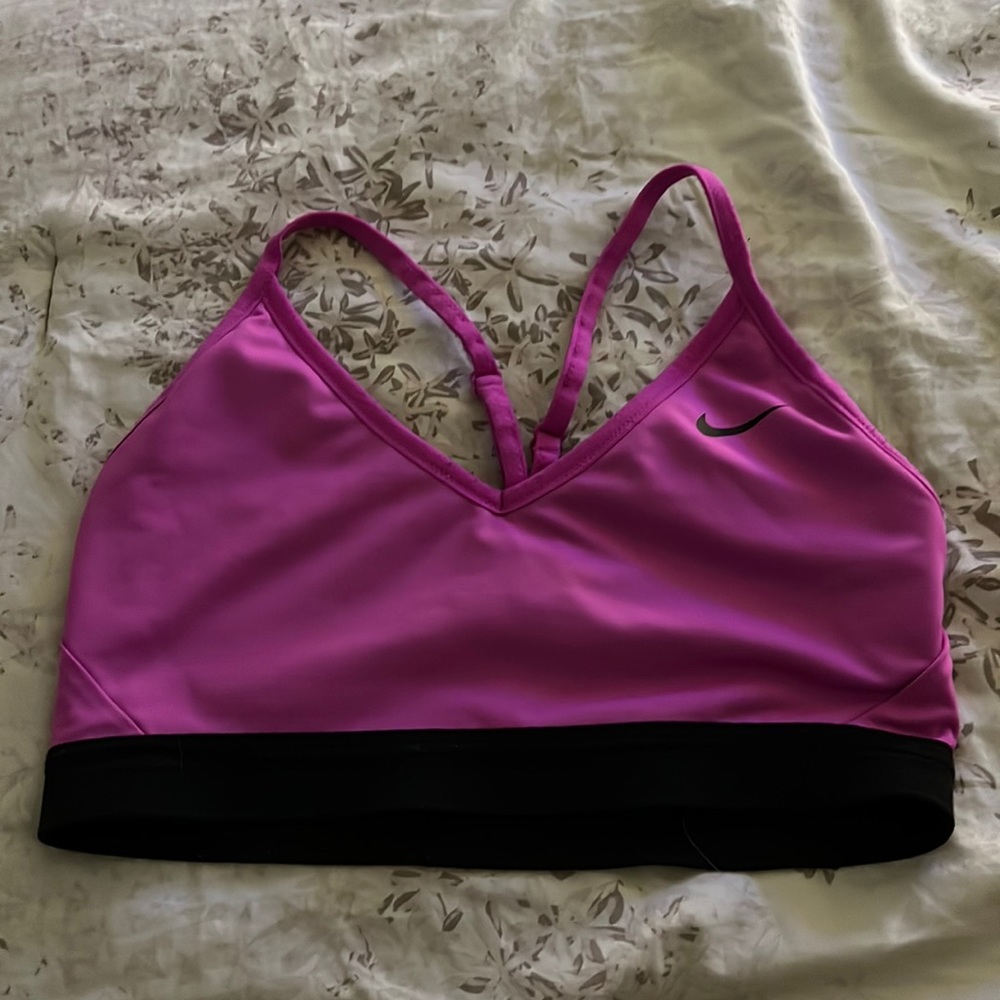 nike sports bra